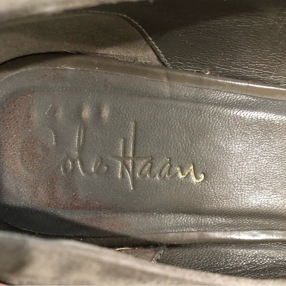 𝅺COLE Haan suede and patent leather spectator style flats. Gray. Size 10B - Picture 6 of 10
